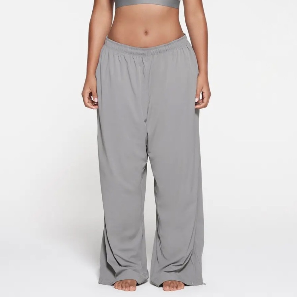 SKIMS Track Woven Nylon Pant In Pacific - Picture 1 of 9
